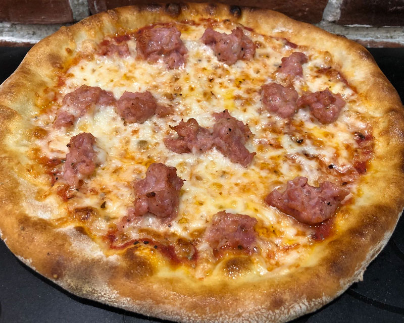 Poza Pizza con Salsiccia 1+ 1 Gratis